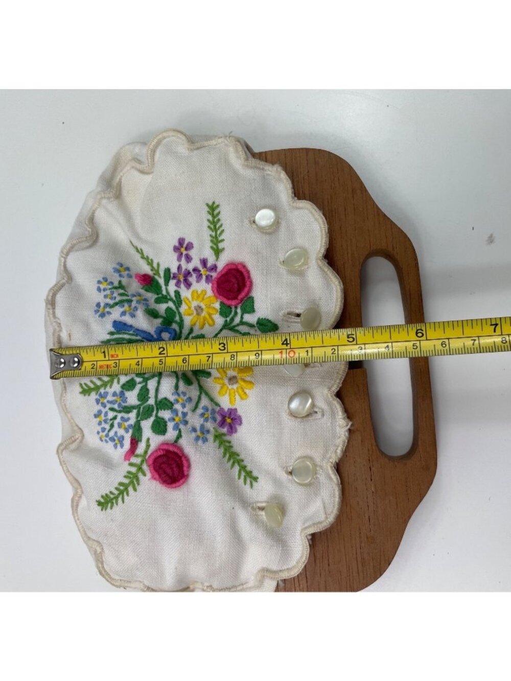 Vintage Embroidered Clutch CHILD Purse Hand Embroidered Floral Wooden Handle - Picture 10 of 10